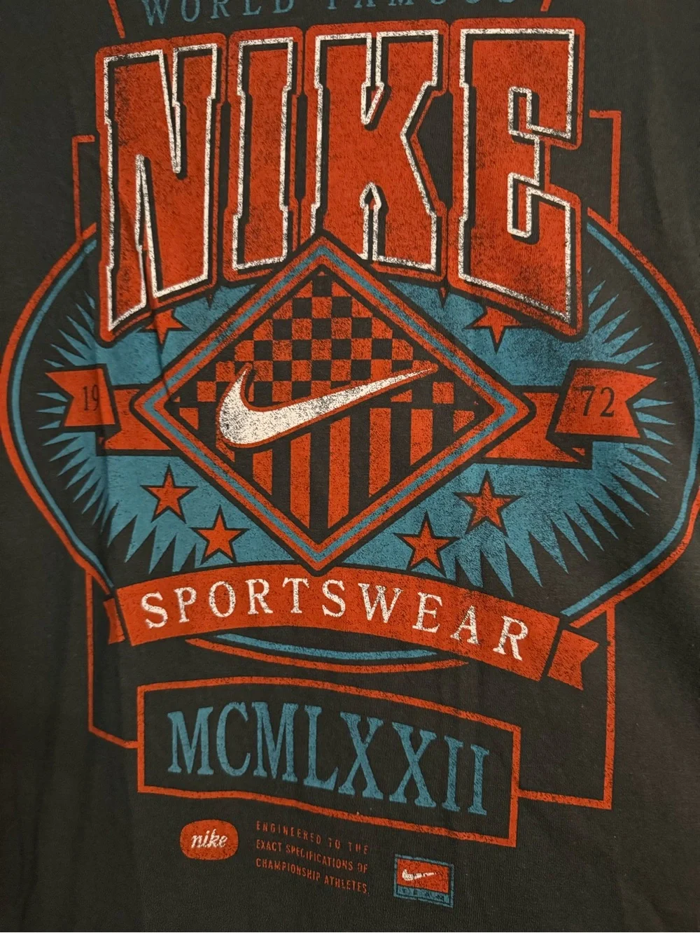 NWT Men’s Large Nike Black Short Sleeve Graphic Logo Tee with Red & Blue Print